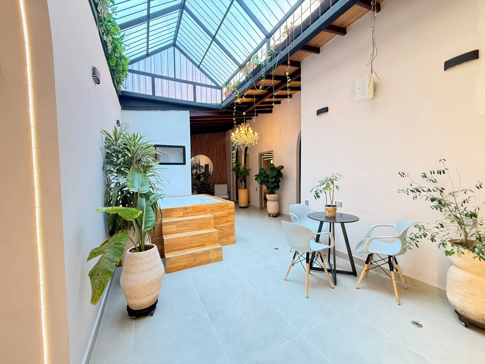 Luxury Laureles Independent House — view 5