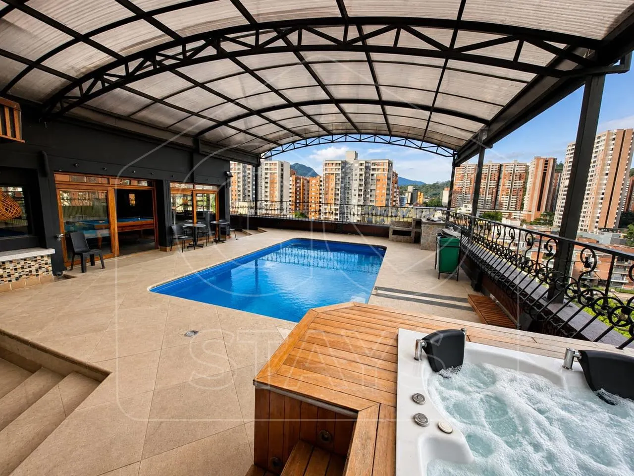 Penthouse — vista 2